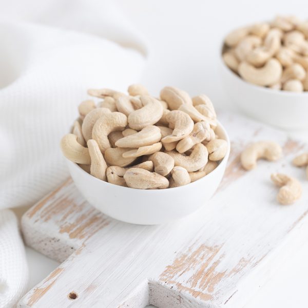 Cashew Nut W240